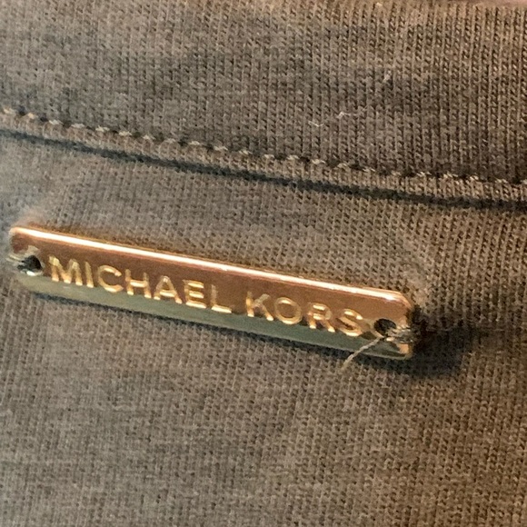 Michael Kors army green shirt, key hole neck, short sleeves, Sz L - Picture 7 of 7